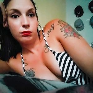 Meet your Posher, Laina